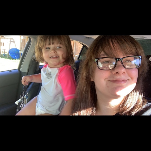 Meet your Posher, Katherine - Picture 1 of 1